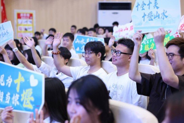 局长吴善宏做动员讲话