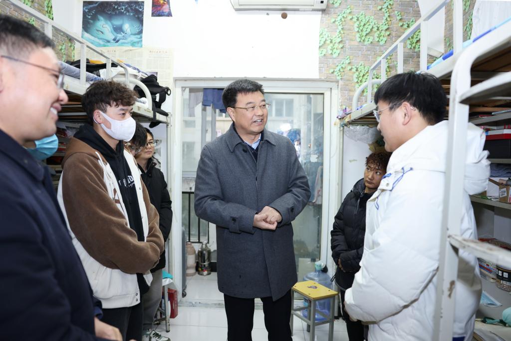 师生互动交流